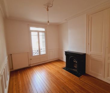 Location Appartement 4 pièces 83m² - Photo 2