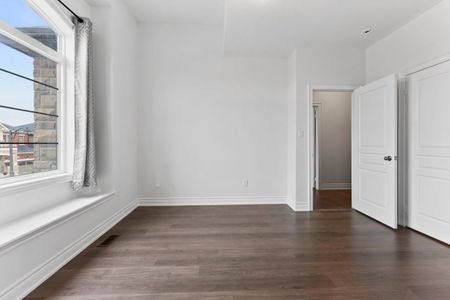 For Lease - 3107 Streamwood Passage Pass, Oakville, Ontario - Photo 3