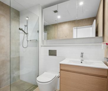 Immaculate Two Bedroom Apartment With Breathtaking Views - Photo 6