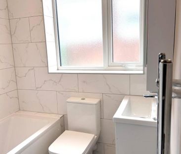 3 bedroom bungalow to rent - Photo 2