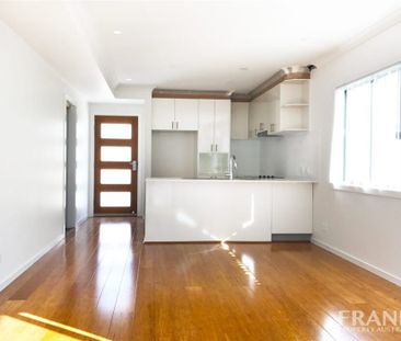 Unfurnished Perfect Townhouse for small Family - Photo 3