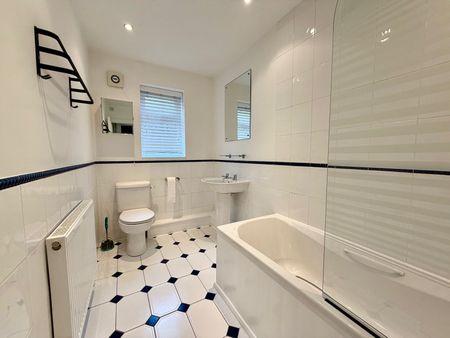 2 bedroom apartment to rent - Photo 5