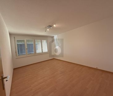 MAINTAINED WITH CHEMINÉE AND SUNNY BALCONY! - Photo 5