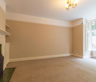 Salisbury, ., Wiltshire - Photo 2