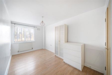 Norwood Road, London, SE27 ground floor flat to rent - Photo 2