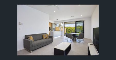 4 Bedroom Modern Townhouse with Private Entertaining Area - Photo 2