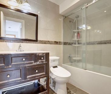 For Lease - 1545 Oran Court, Mississauga, Ontario - Photo 3