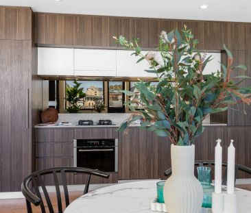 Sophisticated Designer Living with oversized parking in DNA - Photo 5