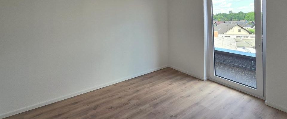 Exklusive 4 Zimmer Maisonette Wohnung - zentrale Lage, Dachterrasse - ab 01.11.2025 - Foto 1