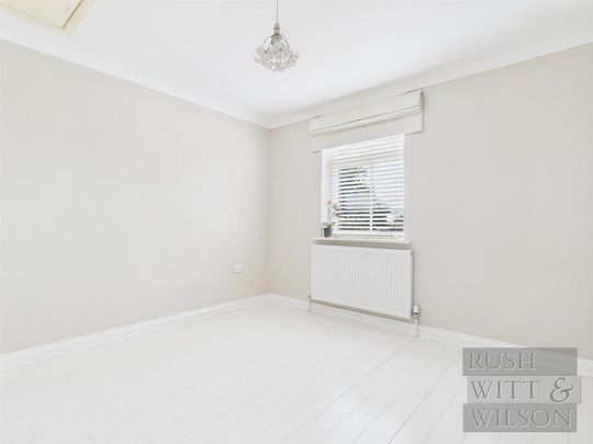 4 bedroom terraced house to rent - Photo 1