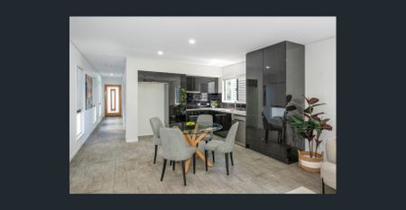 Stunning Contemporary Townhouse in Clayfield - Photo 3