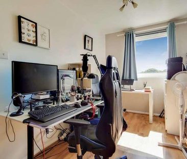 Porchester Mead, Beckenham, BR3 - Photo 5