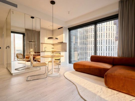 Warszawa, Prosta - Photo 1