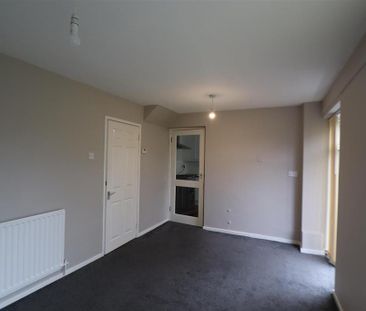 3 bedroom detached house to rent - Photo 5