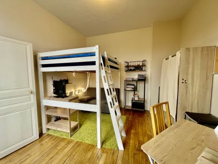 Location Appartement 6 pièces 129m² AUXERRE 89000 - Photo 5