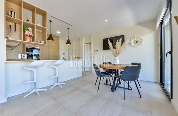 Duplex penthouse apartment with sea and mountain views in Sierra Cortina, Finestrat, Alicante - Photo 1
