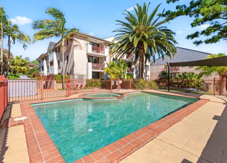 6/1-7 Hume Avenue, Castle Hill NSW 2154 - Apartment For Rent | Domain - Photo 4