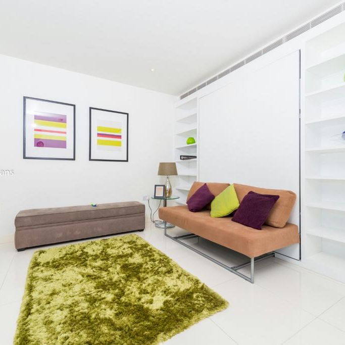 Studio to rent - Photo 1