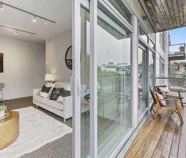 Welcome to apartment E108 in Revolucion Apartments. - Photo 6