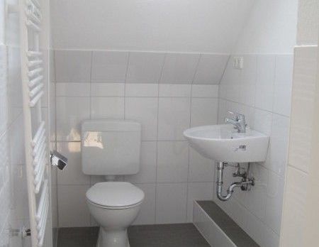 Wohn(t)raum: günstige 2-Zimmer-Dachgeschosswohnung - Photo 1