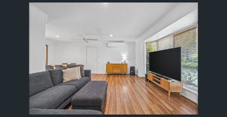 Modern Family Living in a Peaceful Arundel Cul-de-Sac - Photo 2