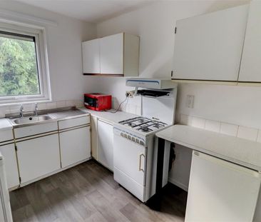 Gilmorton Close, Leicester - Photo 1