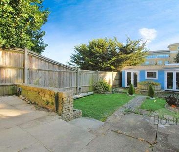 Weston Road, Guildford, Surrey, GU2 - Photo 2