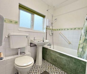 Mayflower Drive, Coventry, CV2 - Photo 2