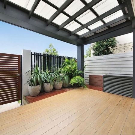Robina - Photo 4