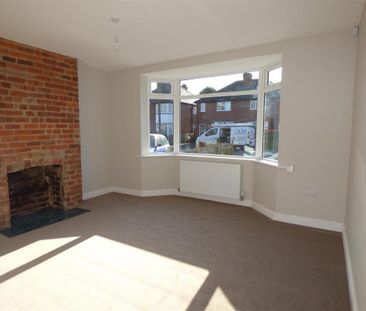 2 bedroom semi-detached house to rent - Photo 2