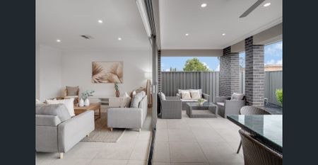 3 BEDROOM TOWNHOUSE - Photo 2