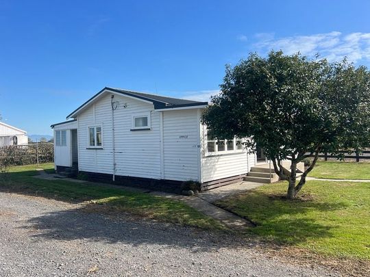 3-Bedroom Cottage │ Rural Setting │ Cambridge - Photo 1
