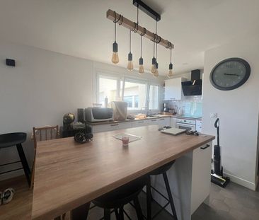 Location Appartement 3 pièces 65m² - Photo 6