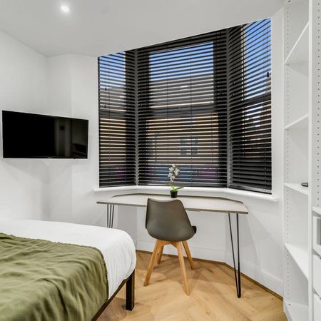 6 bedroom house to rent - Photo 3