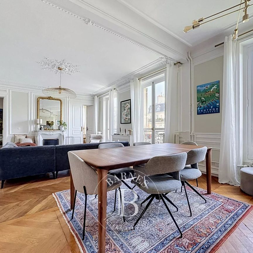 Tout savoir sur cet appartement dans le quartier République-Saint Ambroise, à Paris 11ème - Photo 1