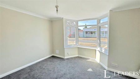 2 bedroom house to rent Foxhall Road, Ipswich, IP3 - Photo 2