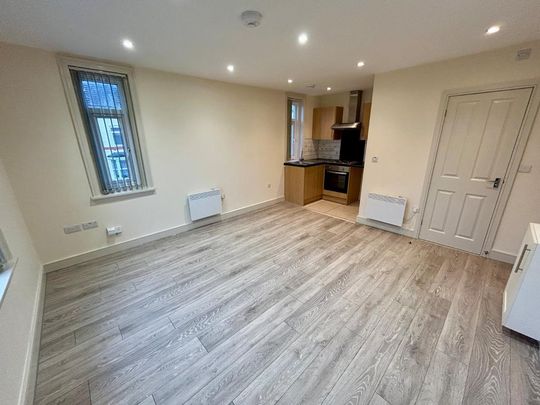 1 bedroom flat to rent - Photo 1