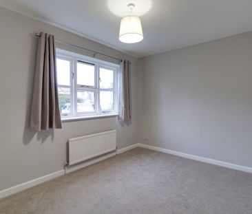 A 1 Bedroom Flat in Millbrook Street, Cheltenham - Photo 6