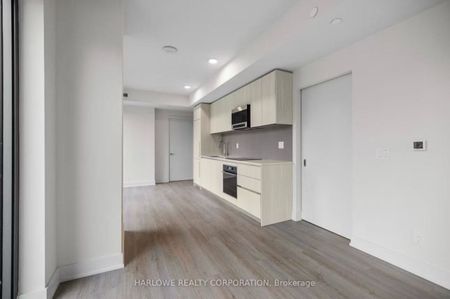 For Lease - 8 Cumberland Street Unit# 1203, Toronto, Ontario - Photo 5