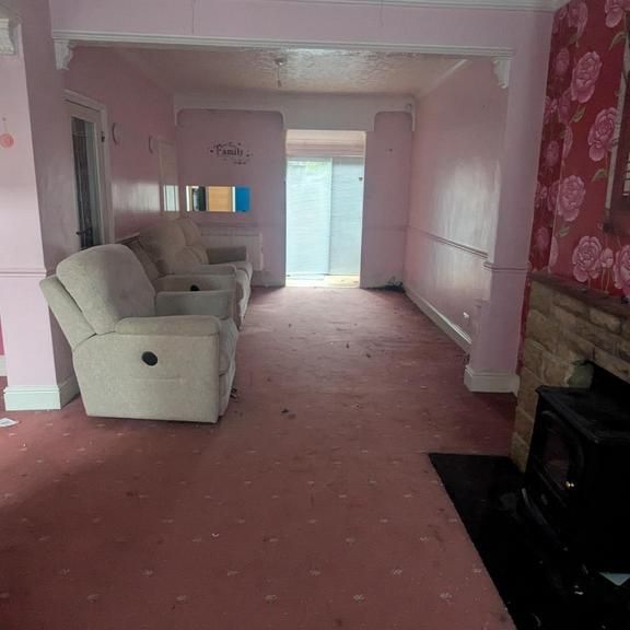 4 bedroom terraced house to rent - Photo 1