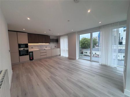 3 bedroom apartment to rent - Photo 2