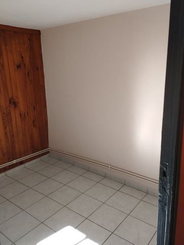 T2 - Photo 4