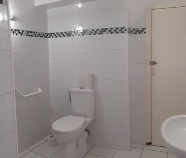 Location Appartement 3 pièces 63m² FARGUES ST HILAIRE 33370 - Photo 2