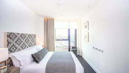 Charles Clowes Walk, London - Photo 2