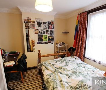 3 bedroom terraced house to rent - Photo 4