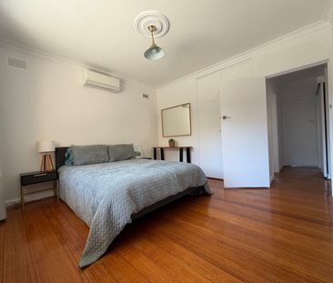 St Kilda East - Photo 6