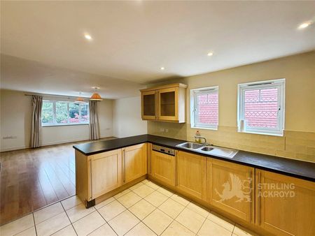 Coley Avenue, Woking, Surrey, GU22 7RG - Photo 5