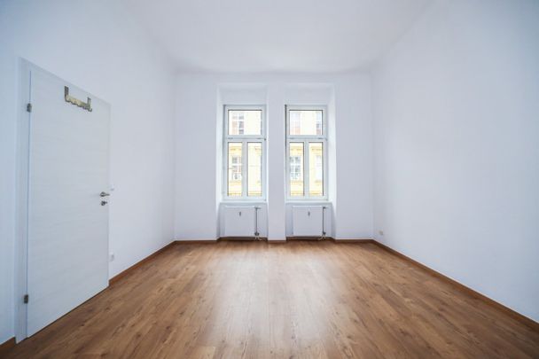 AB MÄRZ 2026 VERFÜGBAR I HELL I ZENTRAL I WG-GEEIGNET I TOP AUSSTATTUNG I HAUSTIERE WILLKOMMEN I PROJEKT WOHNEN - Photo 1