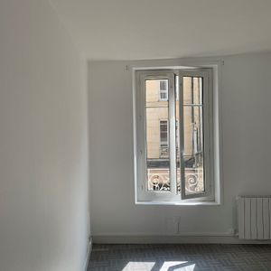 CAEN - Photo 2