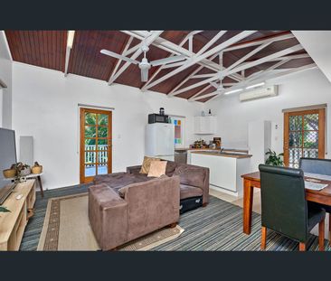 138B Greenslopes Street, Edge Hill, Qld 4870 - Photo 6